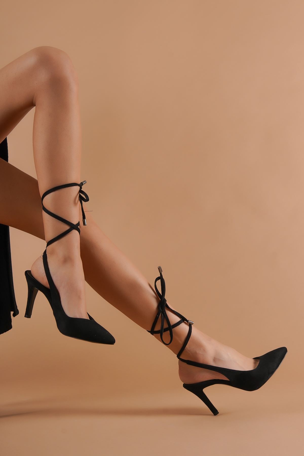 Meggie Siyah Süet Topuklu Kadın Ayakkabı