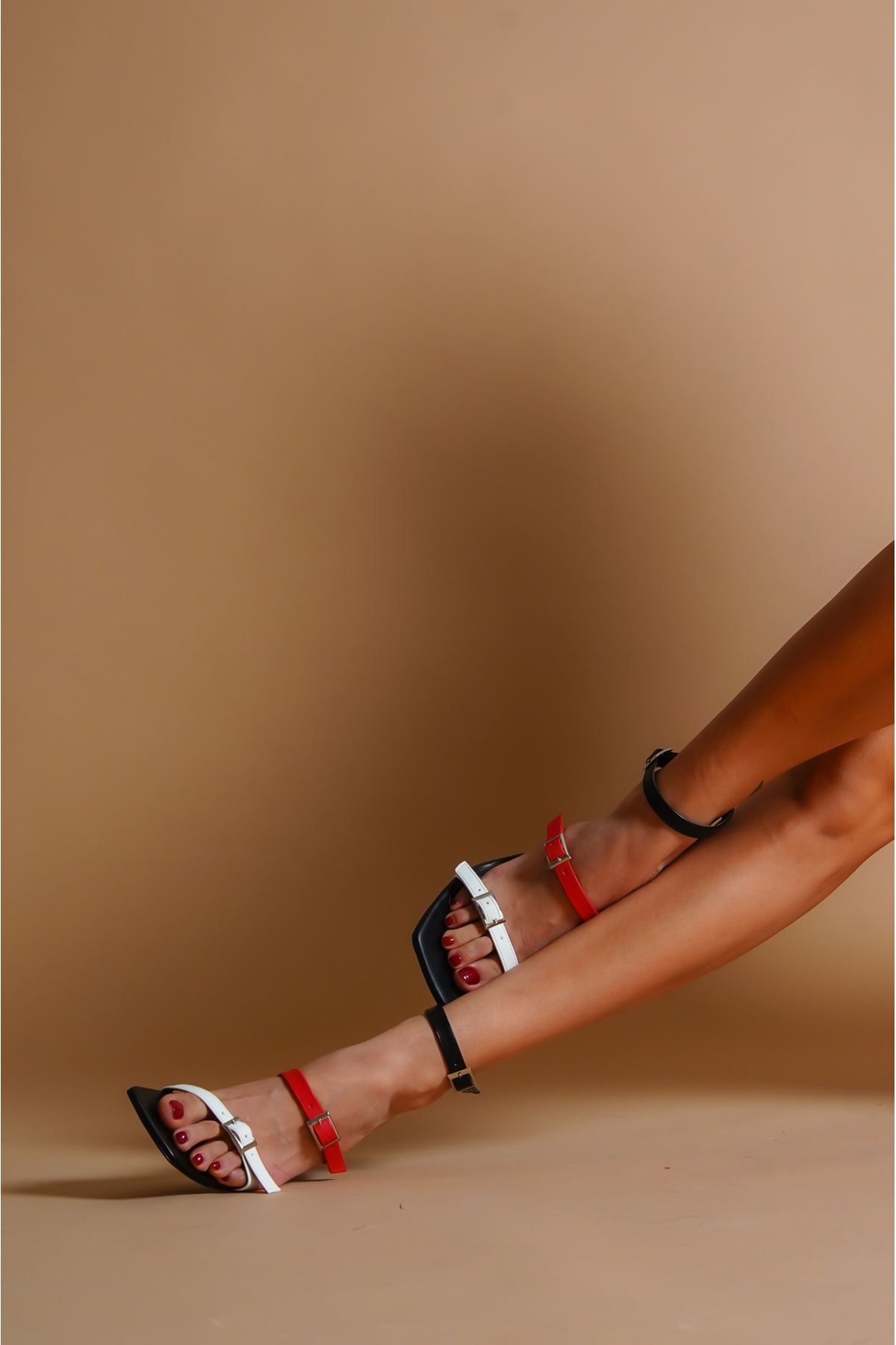 Caroline Siyah Cilt Topuklu Kadın Ayakkabı