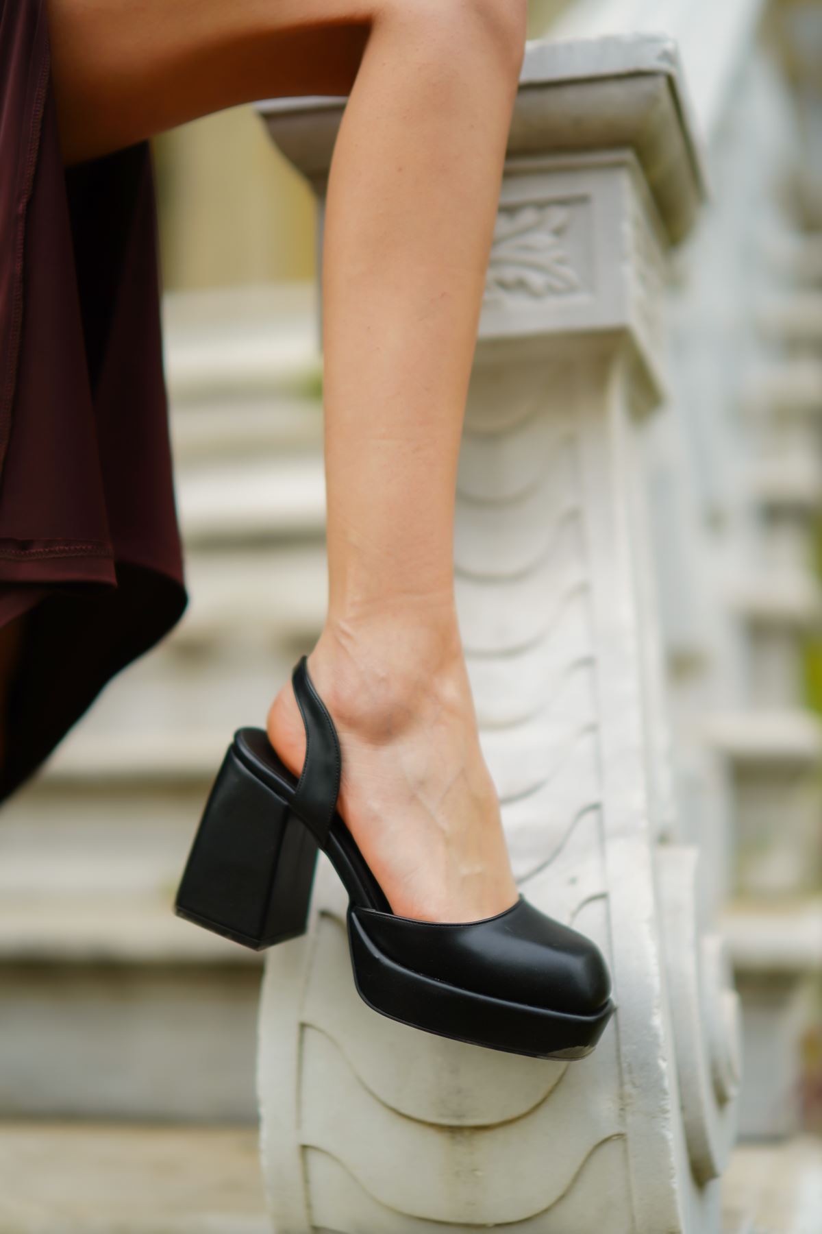 Lauras Siyah Cilt Platform Kadın Ayakkabı