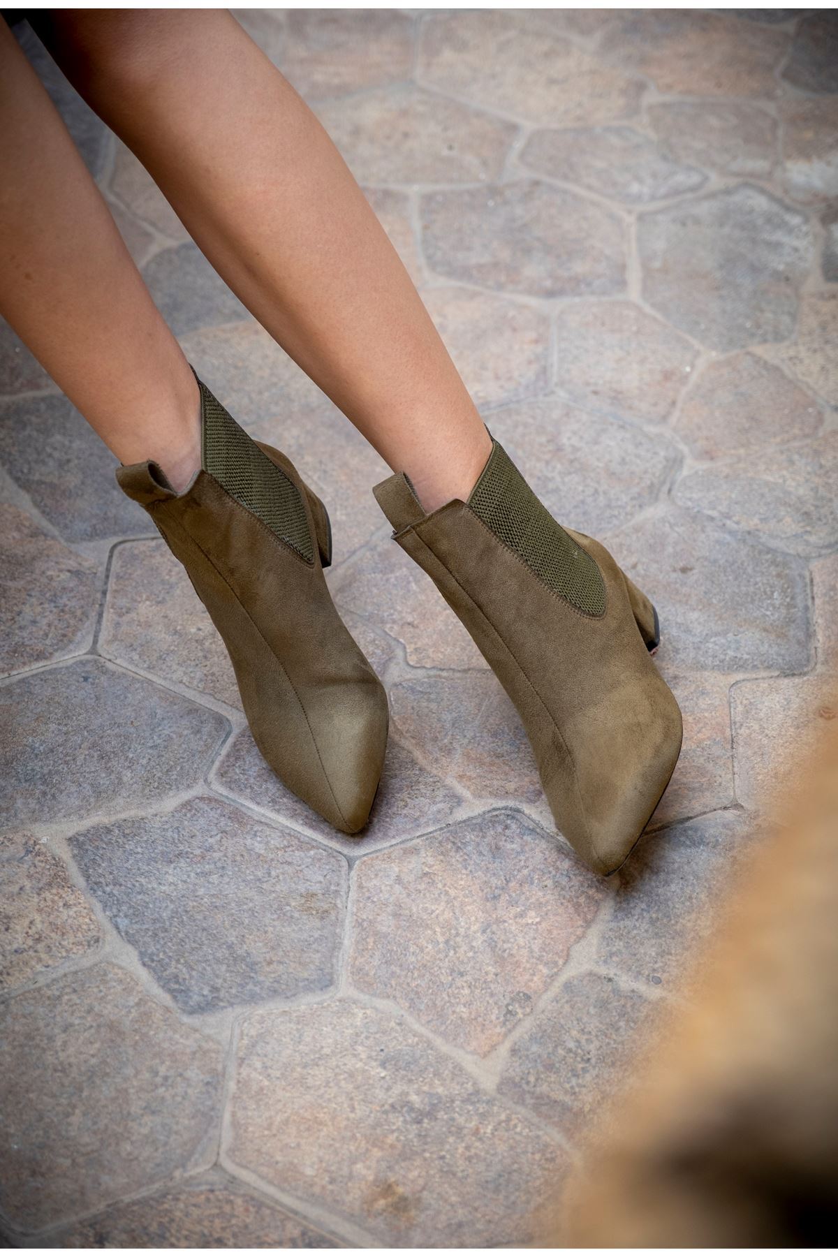 Haki Süet Tasarım Alçak Topuklu   Kadın Ayakkabı Mulsanne