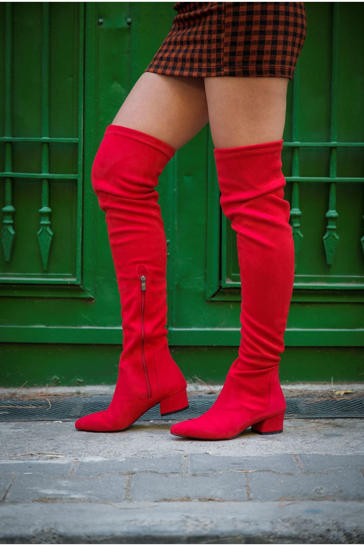 Kırmızı Süet Streç Tasarım Alçak Topuklu   Kadın Ayakkabı Fiero