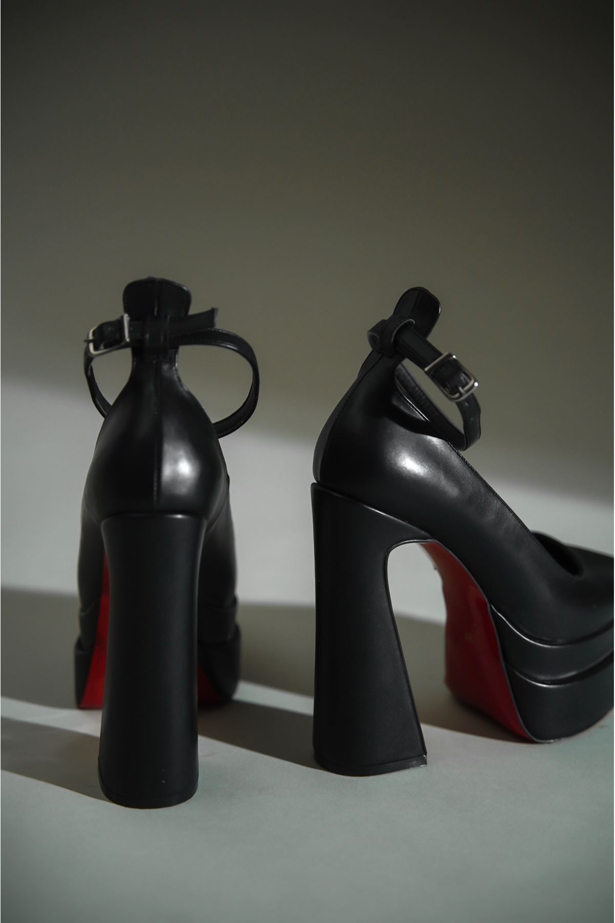 Siyah Cilt  Çift  Platform Özel Tasarım Kadın Ayakkabı Rigels