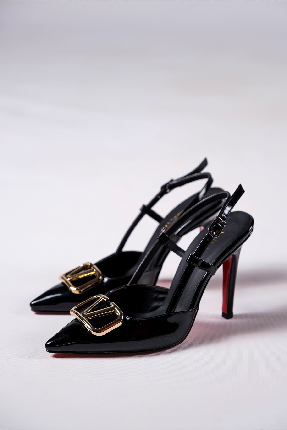 Siyah Rugan Tokalı Kadın Topuklu Özel Tasarım Ayakkabı Stiletto Kajino