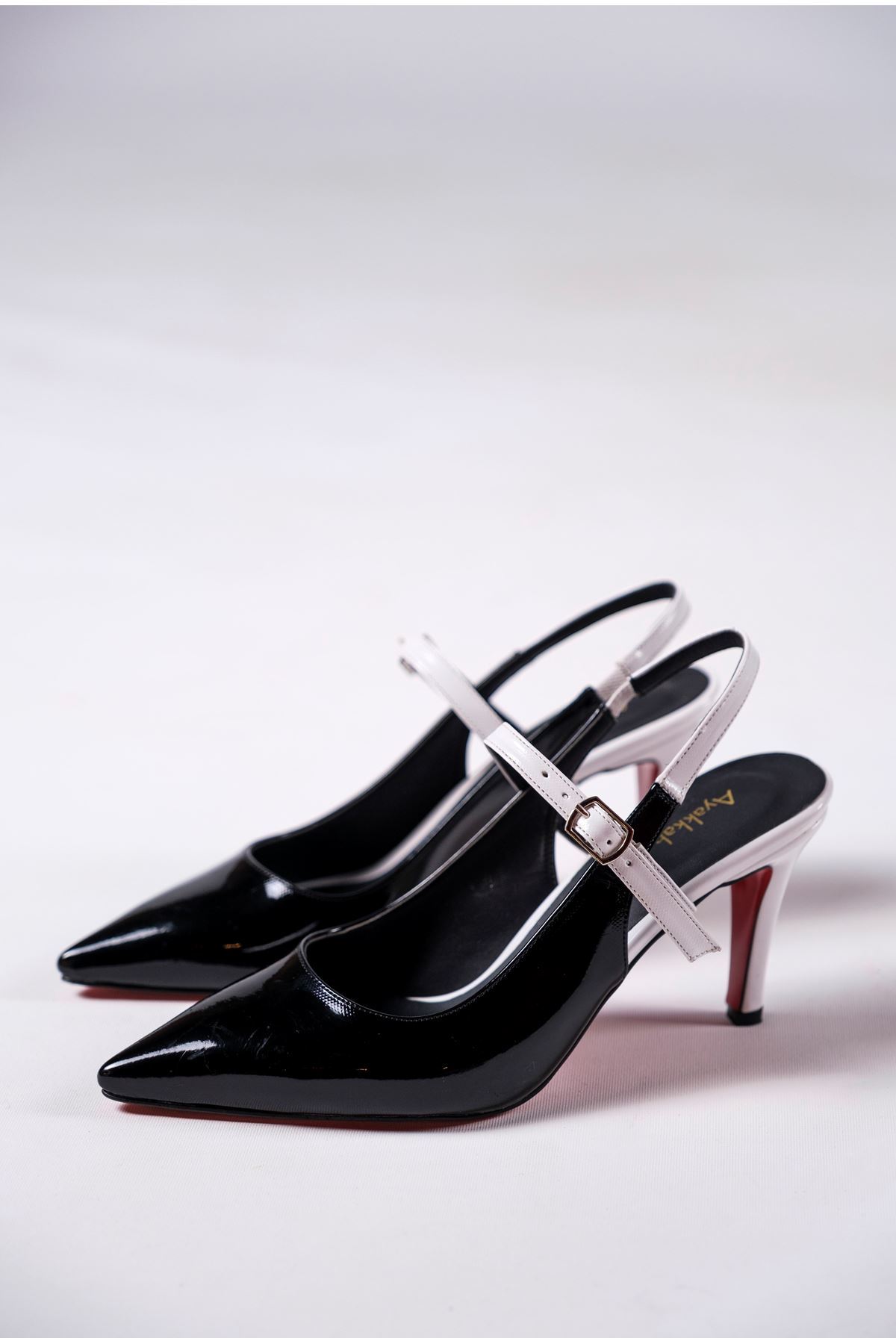 Siyah Rugan Beyaz Rugan Kadın Özel Tasarım Topuklu Ayakkabı Stiletto Zavos