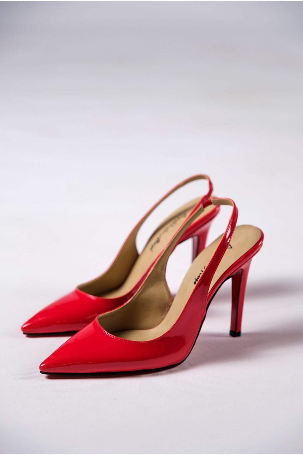 Kırmızı Rugan Kadın Topuklu Özel Tasarım Ayakkabı Stiletto Madison