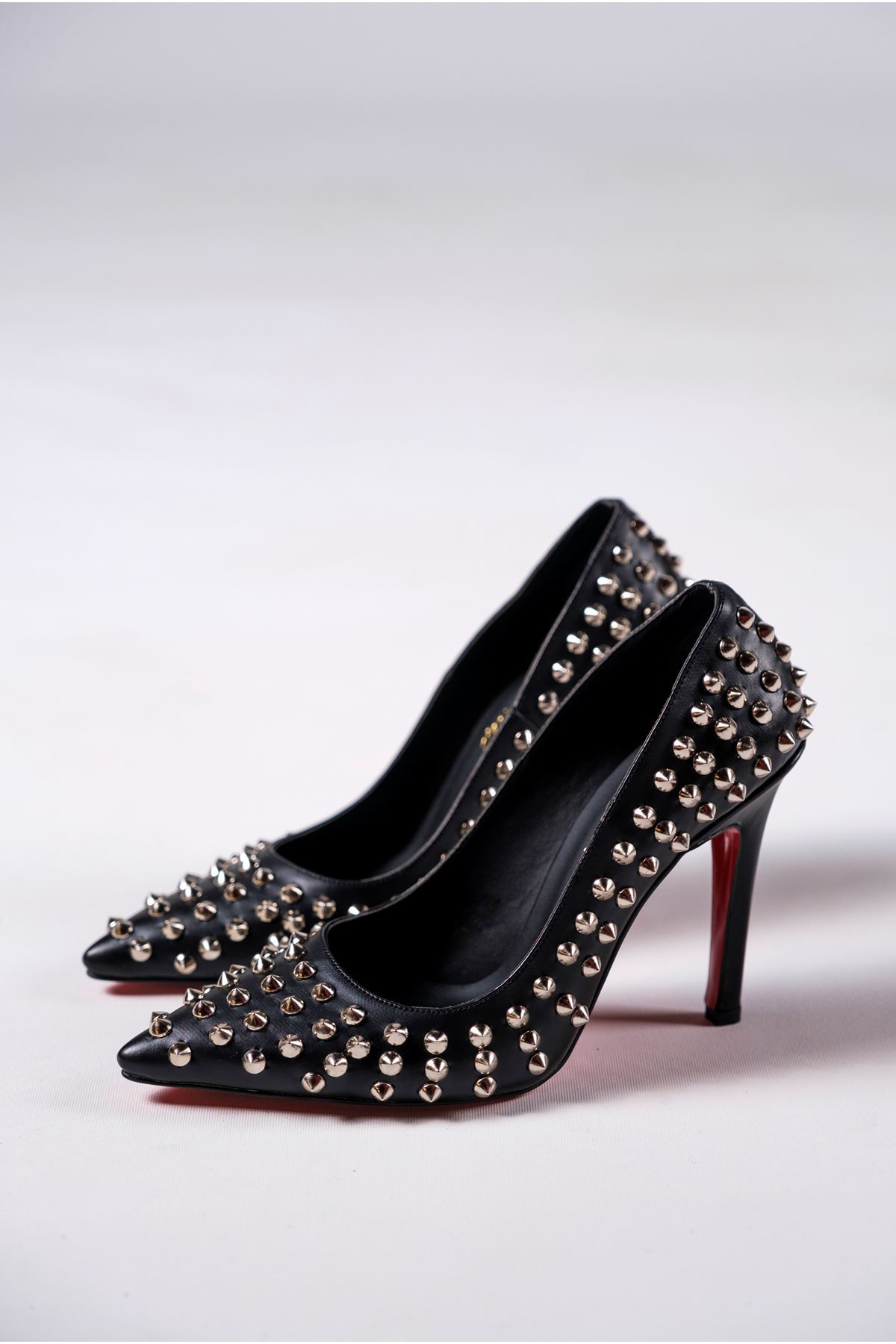 Siyah Cilt Troklu Kadın Topuklu Özel Tasarım Ayakkabı Stiletto Kaju