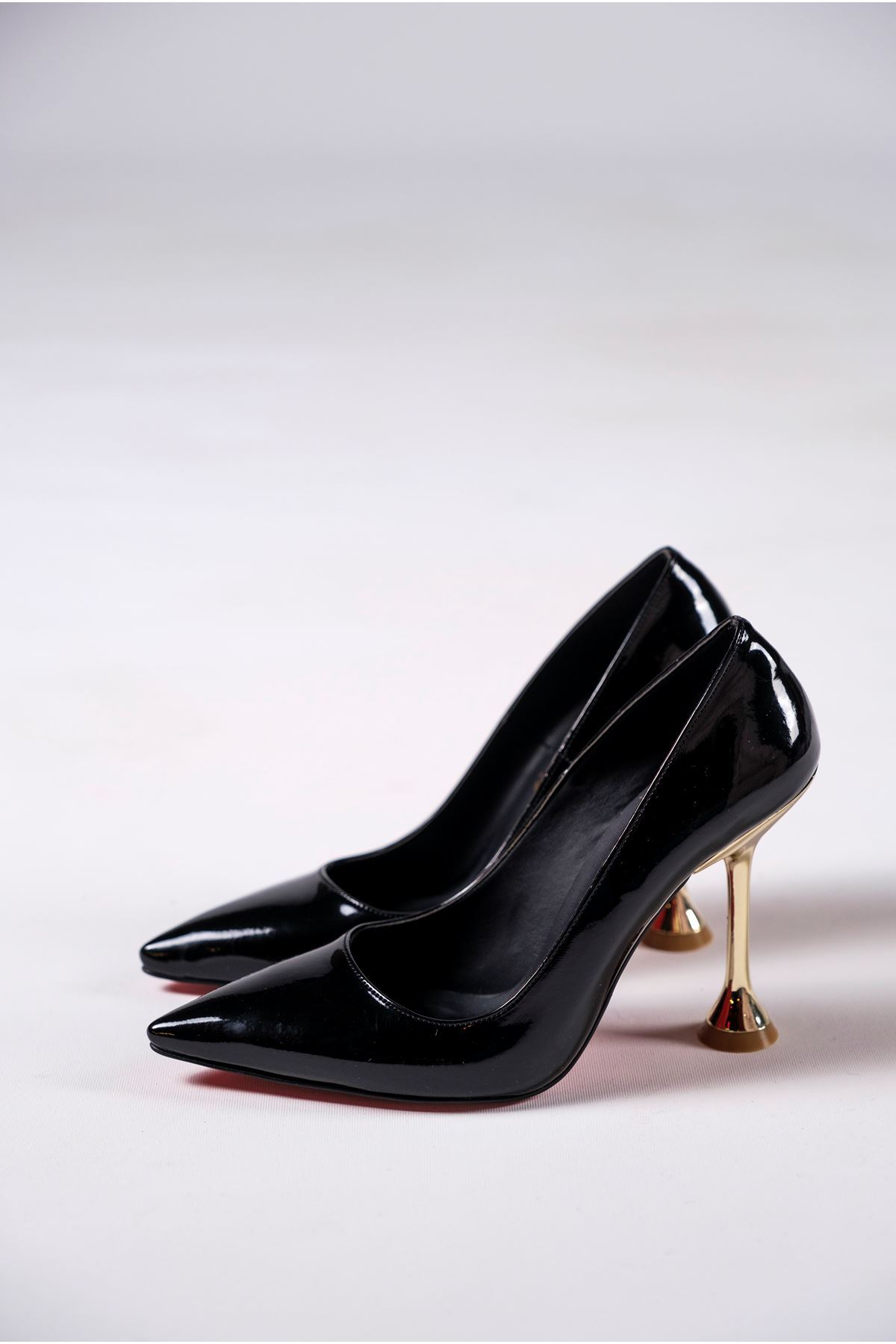 Siyah Rugan Kadın Özel Topuklu Tasarım Ayakkabı Stiletto Ozzie