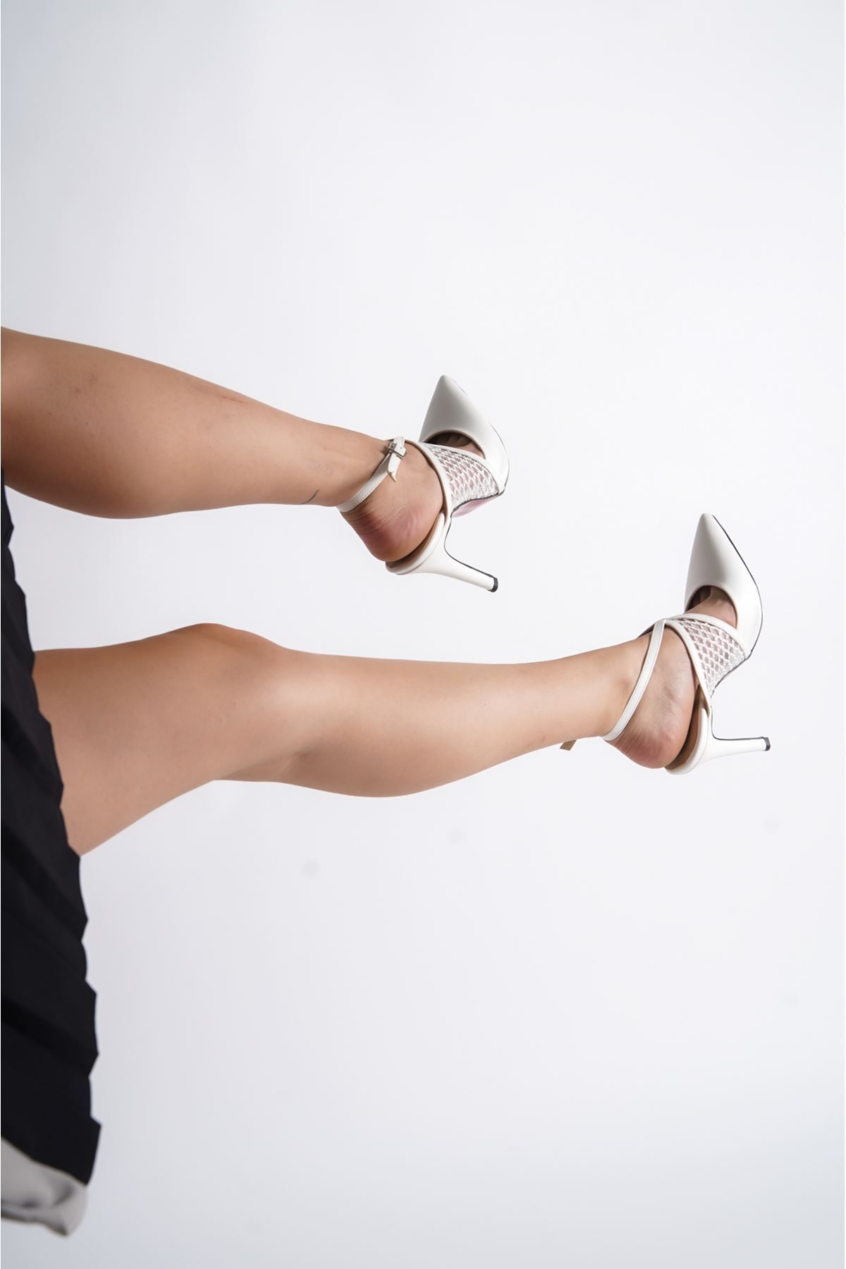 Beyaz Cilt Beyaz File Detaylı  Özel Tasarım Kadın İnce Topuklu Ayakkabı Stiletto Harlow