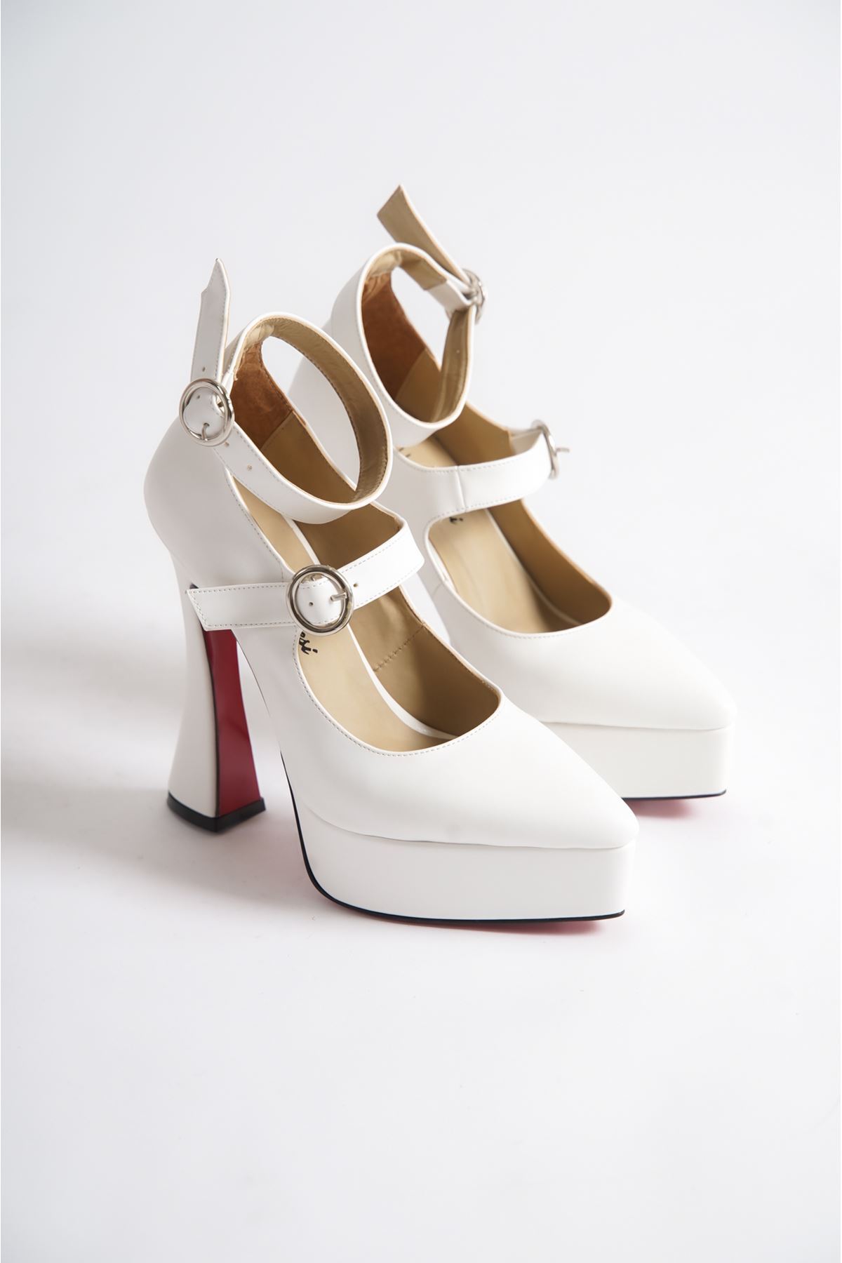 Beyaz Cilt Baret Detaylı Özel Tasarım Platform Kadın Ayakkabı Akira