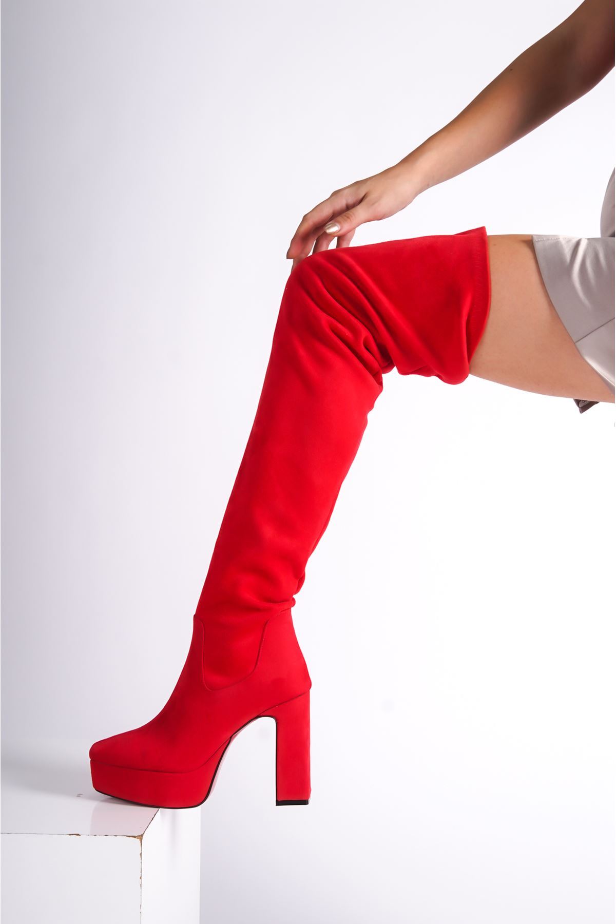 Kırmızı Süet Platform Tasarım Kadın Çizme Yüksek Topuklu Ayakkabı Valencia