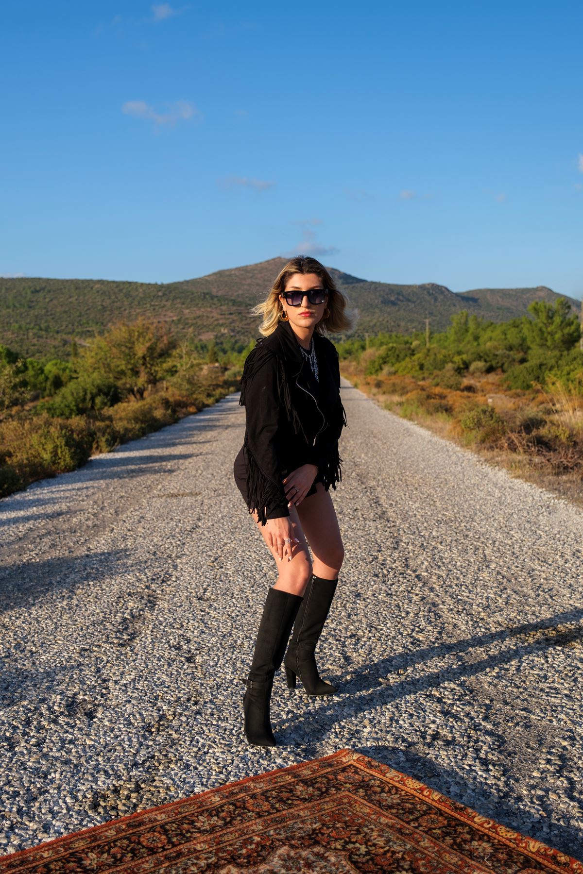 Andros Siyah Süet Toka Detaylı Kadın Diz Altı Çizme