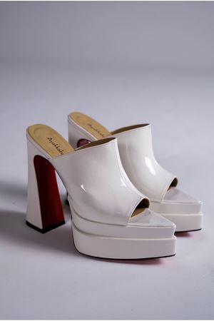 Beyaz Rugan Çift Platform Tasarım Burnu Kapalı Kadın Terlik Yüksek Topuklu Ayakkabı Farah