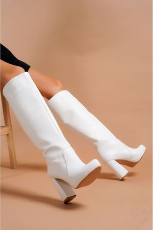 Beyaz Sammy Cilt Topuklu Kadın Çizme