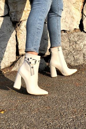 Cristina Topuklu Kadın Bot