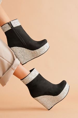 Gümüş;Siyah Daina Dolgu Topuklu Kadın Bot