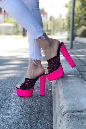 Pembe;Siyah Peter Yüksek Topuklu Terlik