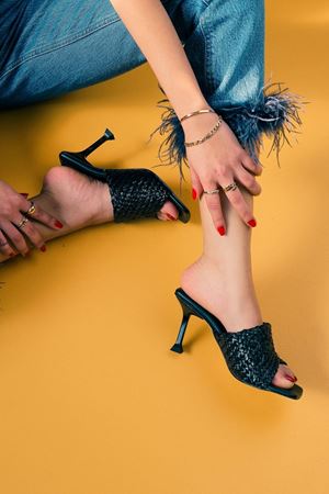 Siyah Hasır Kadın Tarz Topuklu Terlik Emma