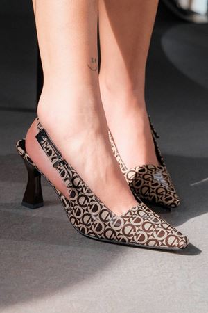 Tasarım Rugan Tokalı Kadın Topuklu Ayakkabı Niola