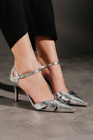 Gümüş Parlak Kroko Sivri Burunlu İnce Topuklu Ayakkabı Liena