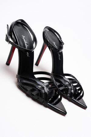 Prono Siyah Rugan İnce Kadın Topuklu Ayakkabı