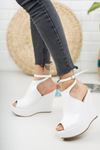 Aleria Beyaz Cilt Dolgu Topuklu Kadın Ayakkabı
